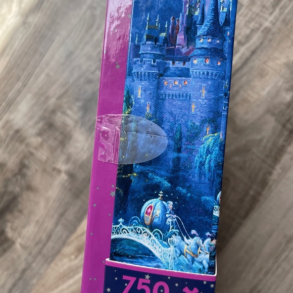 Disney Thomas Kinkade Cinderella Dancing in the Starlight 750 Piece Puzzle NIB - Picture 7 of 8